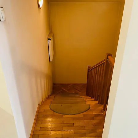 Marki Hostel 마르키